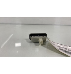 Bouton de coffre RENAULT CLIO 4 Photo n°1