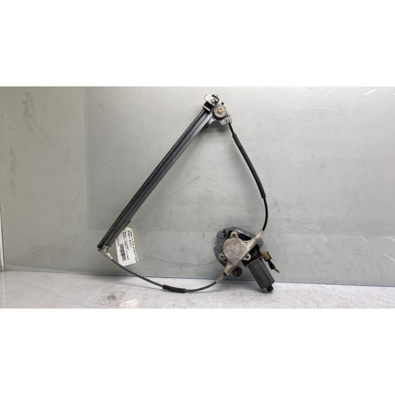 Leve vitre electrique avant droit RENAULT MEGANE 1 Photo n°3