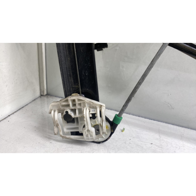 Leve vitre electrique avant droit BMW X3 E83 Photo n°2