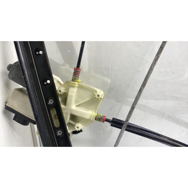 Leve vitre electrique avant droit BMW X3 E83 Photo n°3