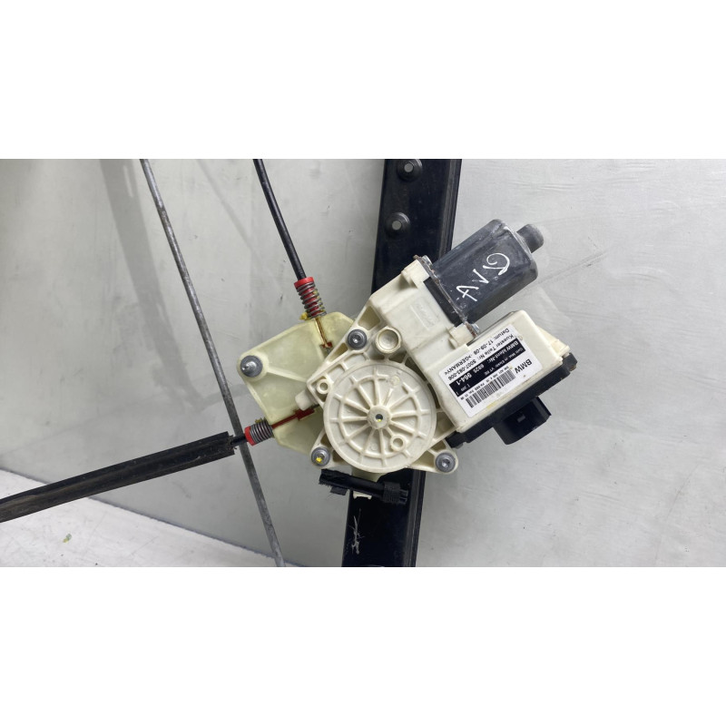 Leve vitre electrique avant droit BMW X3 E83 Photo n°7