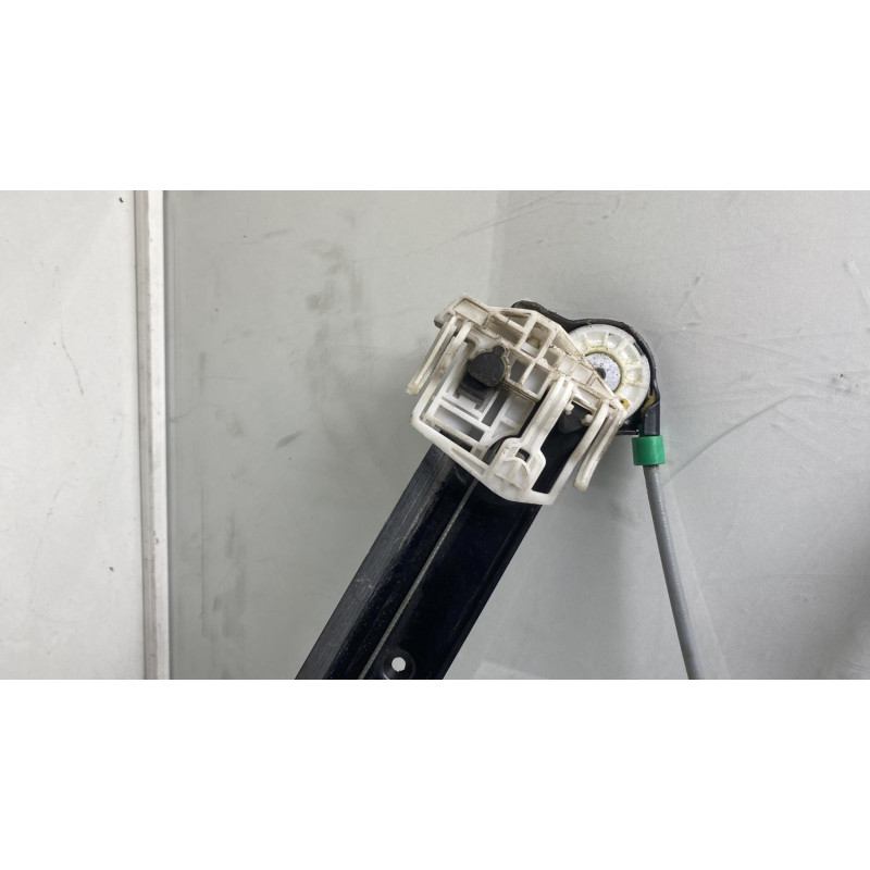 Leve vitre electrique avant gauche BMW X3 E83 Photo n°7