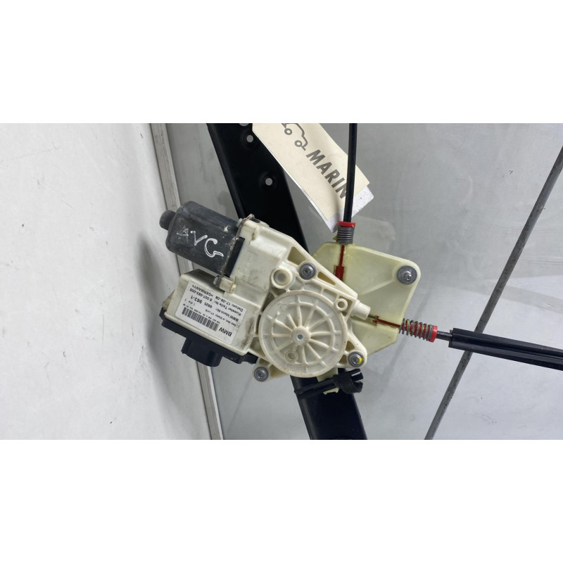Leve vitre electrique avant gauche BMW X3 E83 Photo n°9