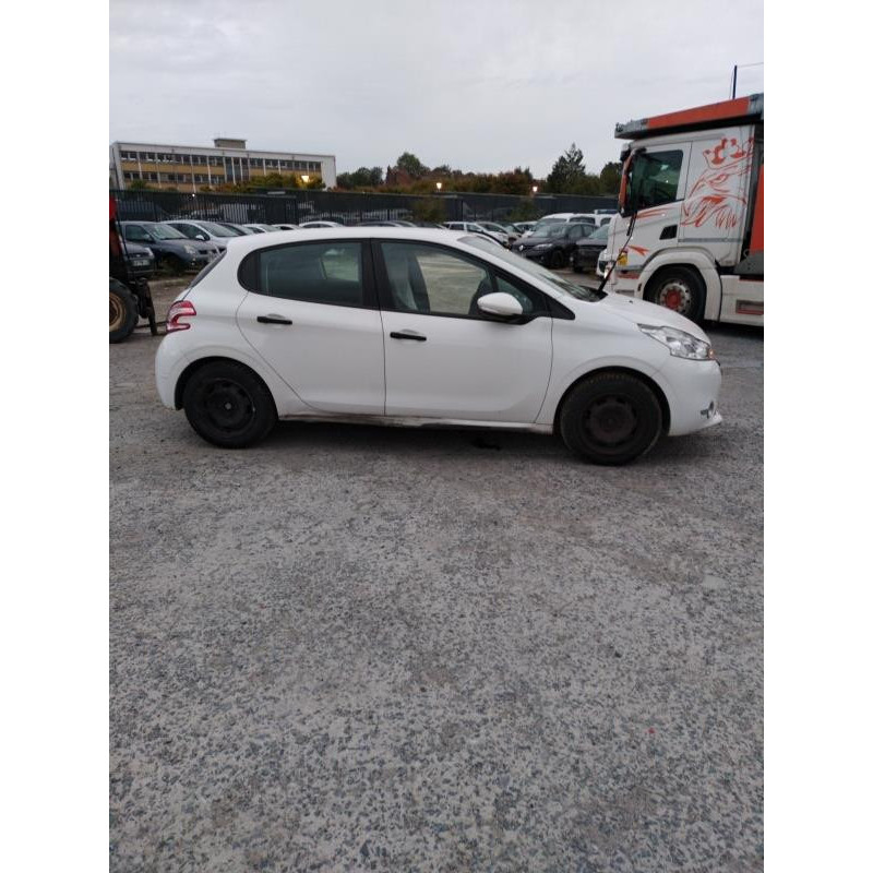 Jante PEUGEOT 208 1 Photo n°18