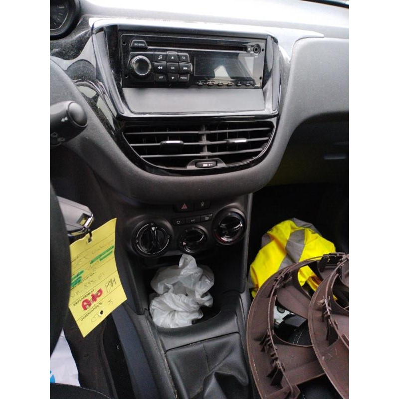 Jante PEUGEOT 208 1 Photo n°6