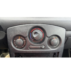 Fermeture de capot RENAULT CLIO 3