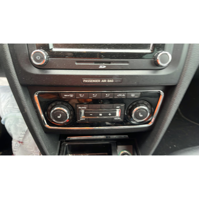 Trappe d'essence SKODA SUPERB 2 Photo n°8