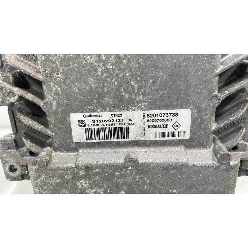 Calculateur moteur RENAULT TWINGO 2 Photo n°2