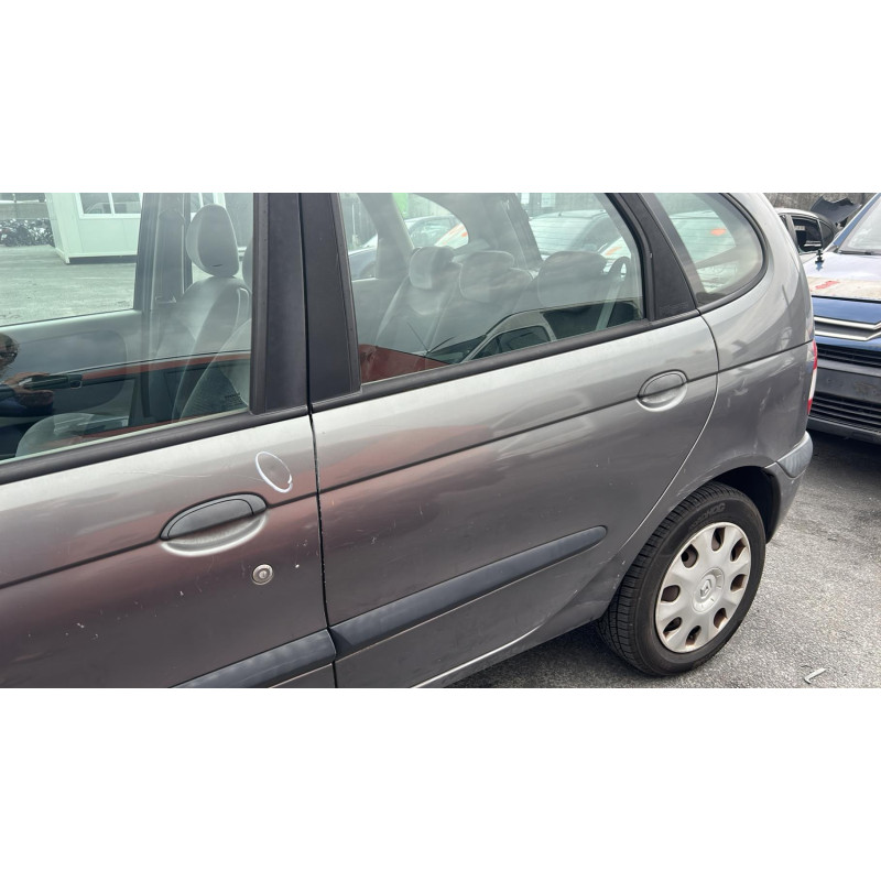 Compresseur clim RENAULT SCENIC 1 Photo n°10