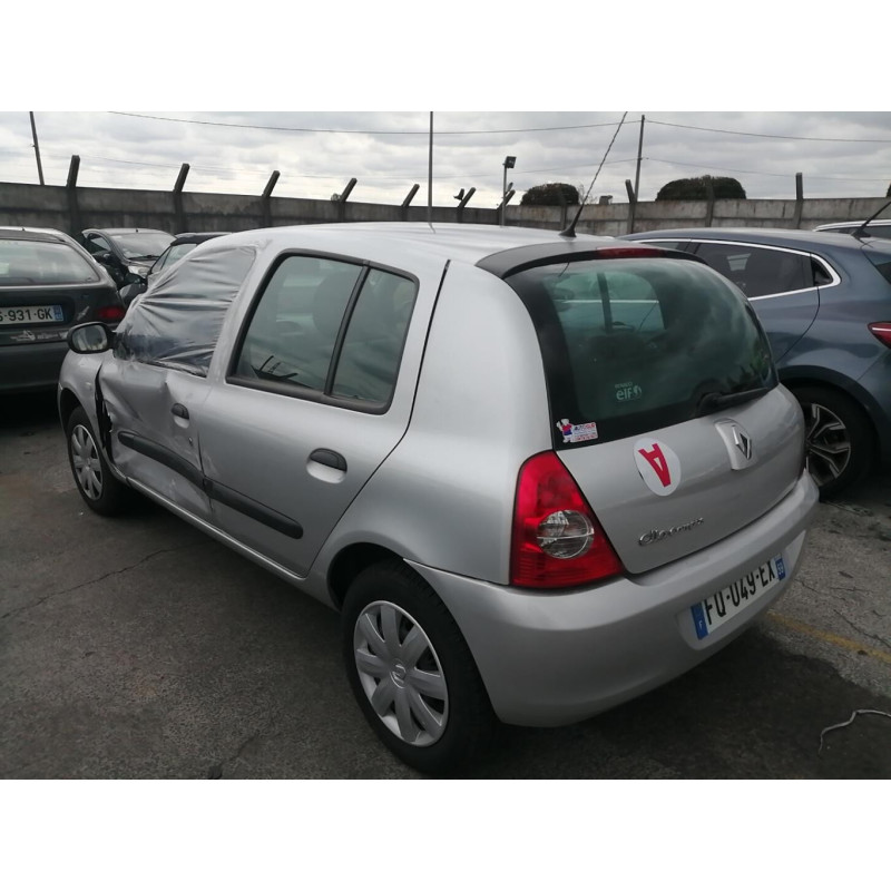 Volant RENAULT CLIO 2 CAMPUS Photo n°6