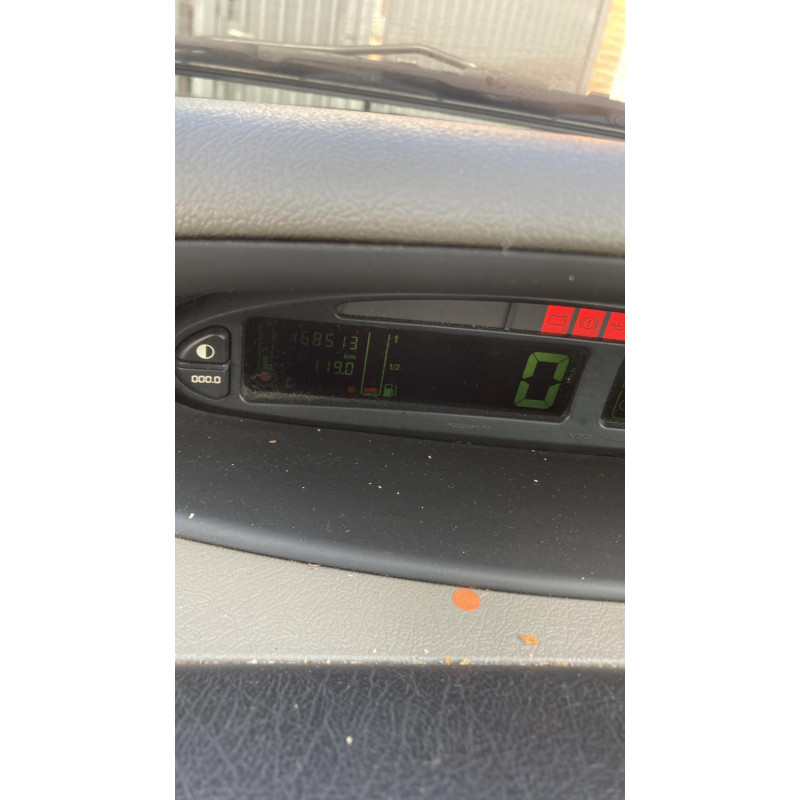 Moteur CITROEN XSARA PICASSO Photo n°7