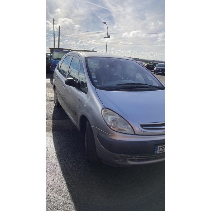 Moteur CITROEN XSARA PICASSO Photo n°11