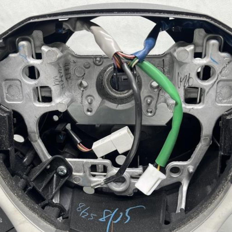 Volant SUZUKI IGNIS 3 Photo n°4