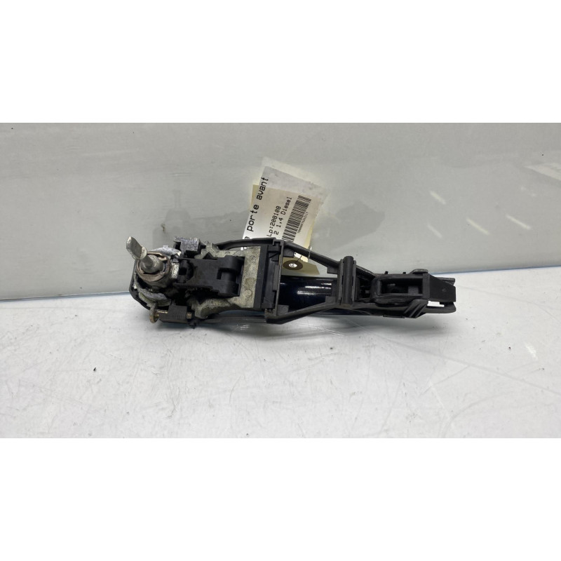 Poignee porte avant droit VOLKSWAGEN POLO 4 Photo n°3