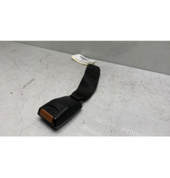 Attache ceinture arriere droit PEUGEOT 205 Photo n°1