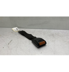 Attache ceinture arriere droit PEUGEOT 205