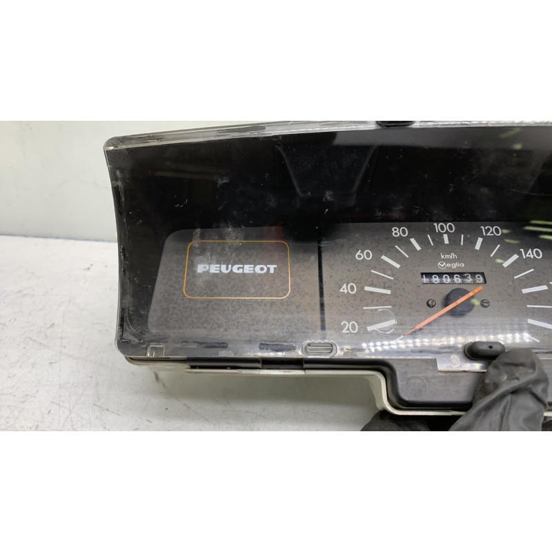 Compteur PEUGEOT 205 Photo n°5