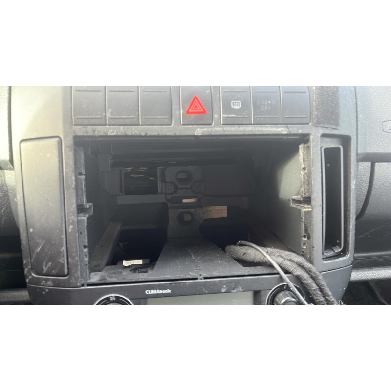Bouton de warning VOLKSWAGEN POLO 4 Photo n°6