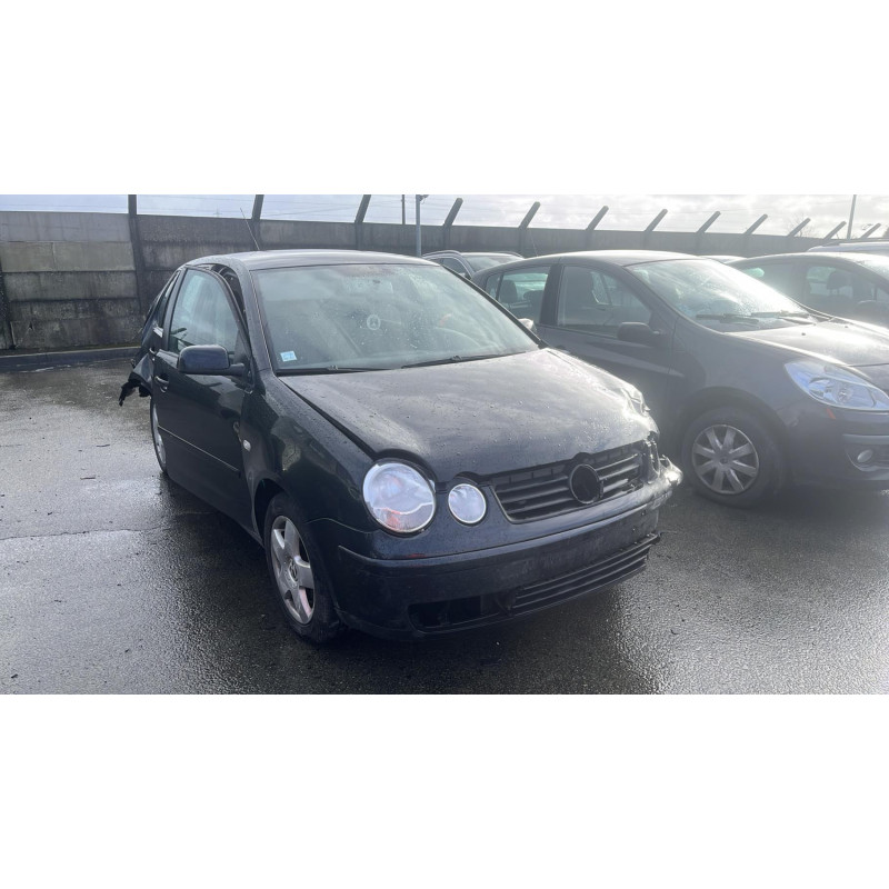 Bouton de warning VOLKSWAGEN POLO 4 Photo n°11