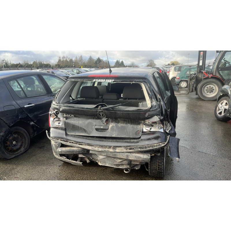 Bouton de warning VOLKSWAGEN POLO 4 Photo n°14