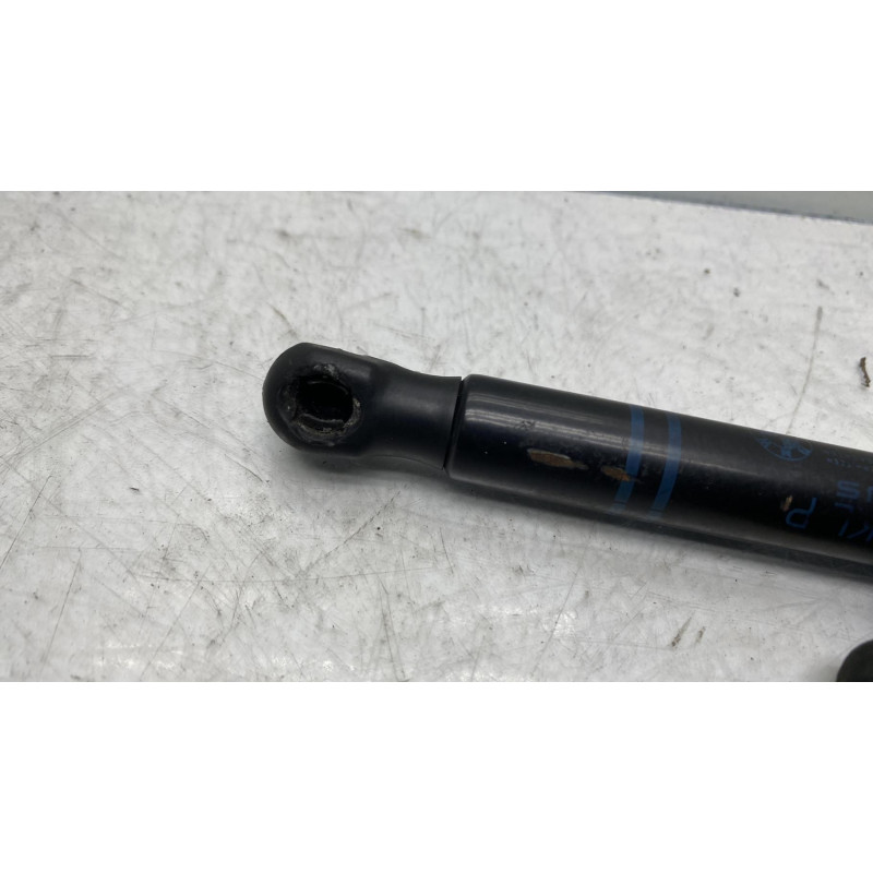 Verin de capot BMW SERIE 4 F32 Photo n°4