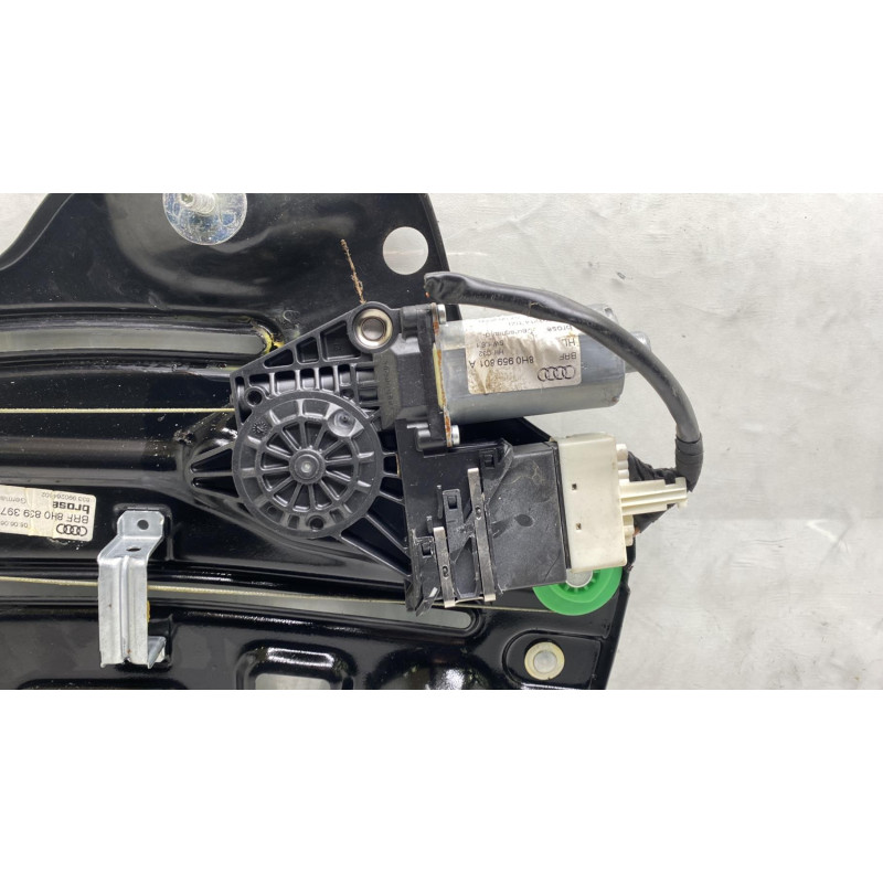 Leve vitre electrique arriere gauche AUDI A4 2 Photo n°1