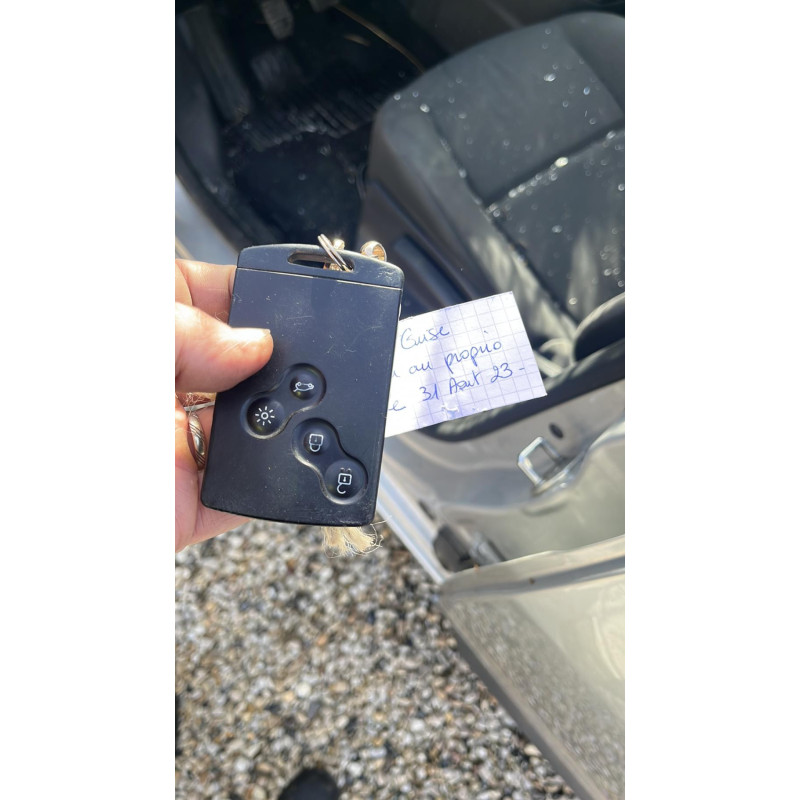 Calculateur moteur RENAULT SCENIC 3 Photo n°7