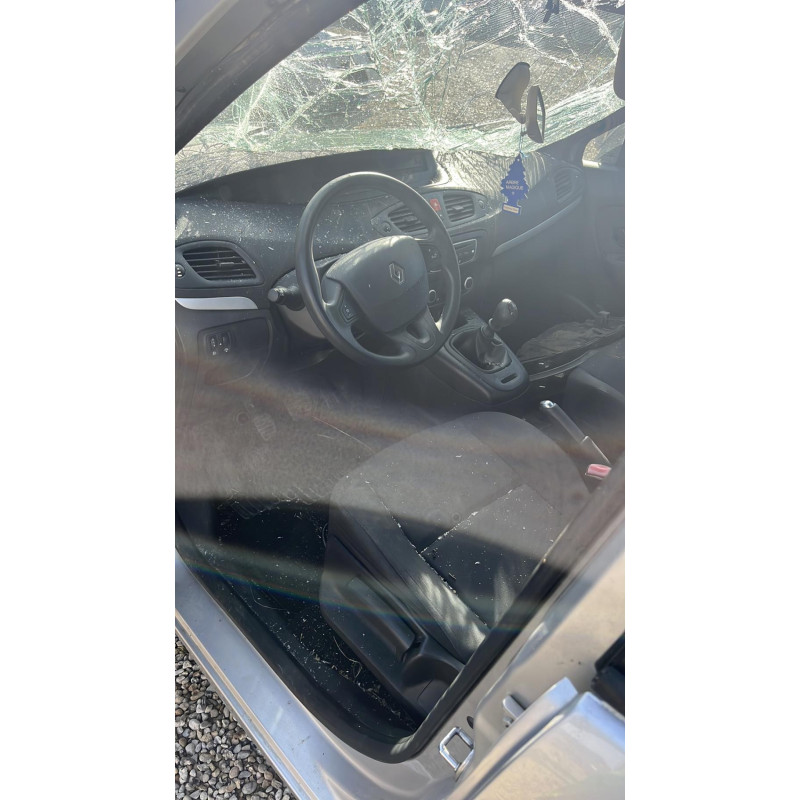 Calculateur moteur RENAULT SCENIC 3 Photo n°10