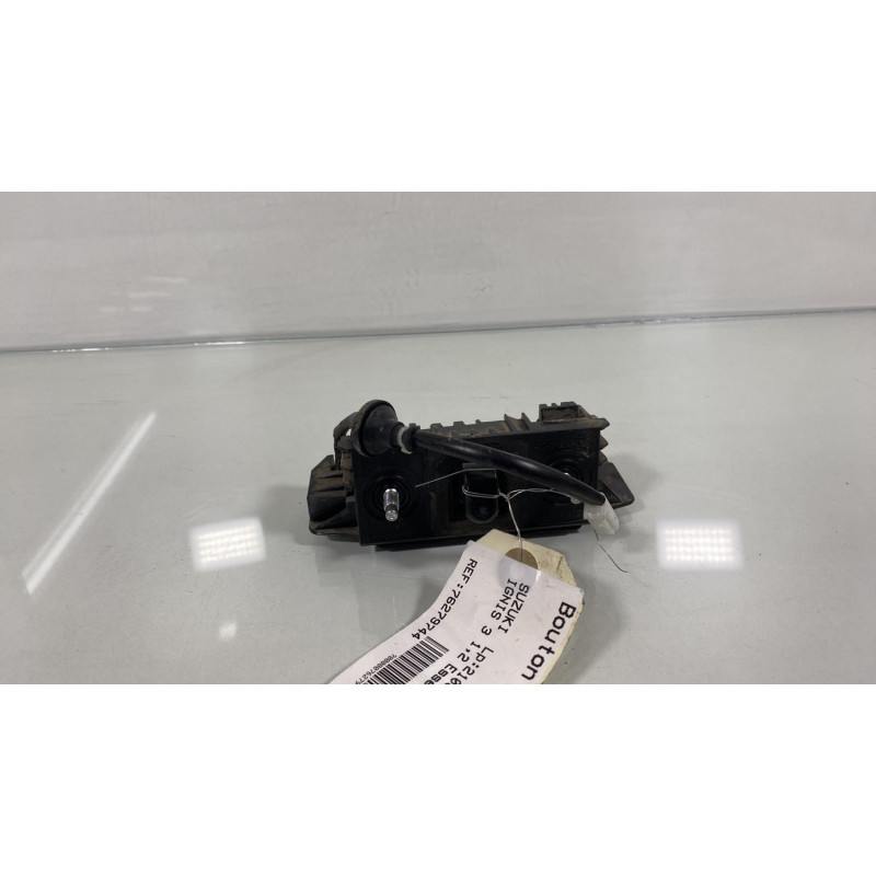 Bouton de coffre SUZUKI IGNIS 3 Photo n°2