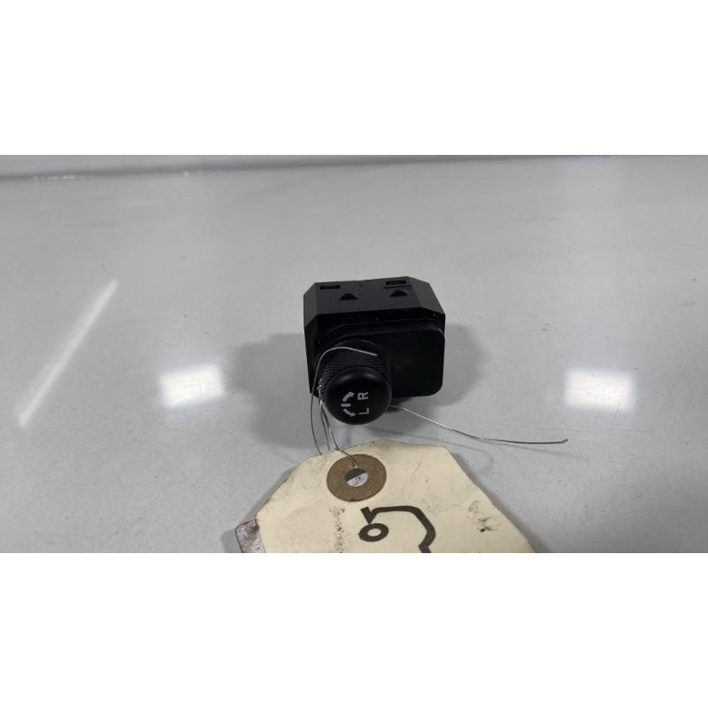 Commande retroviseurs SUZUKI IGNIS 3 Photo n°3