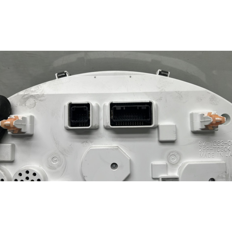 Compteur SUZUKI IGNIS 3 Photo n°2
