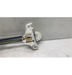Leve vitre electrique avant gauche SUZUKI IGNIS 3