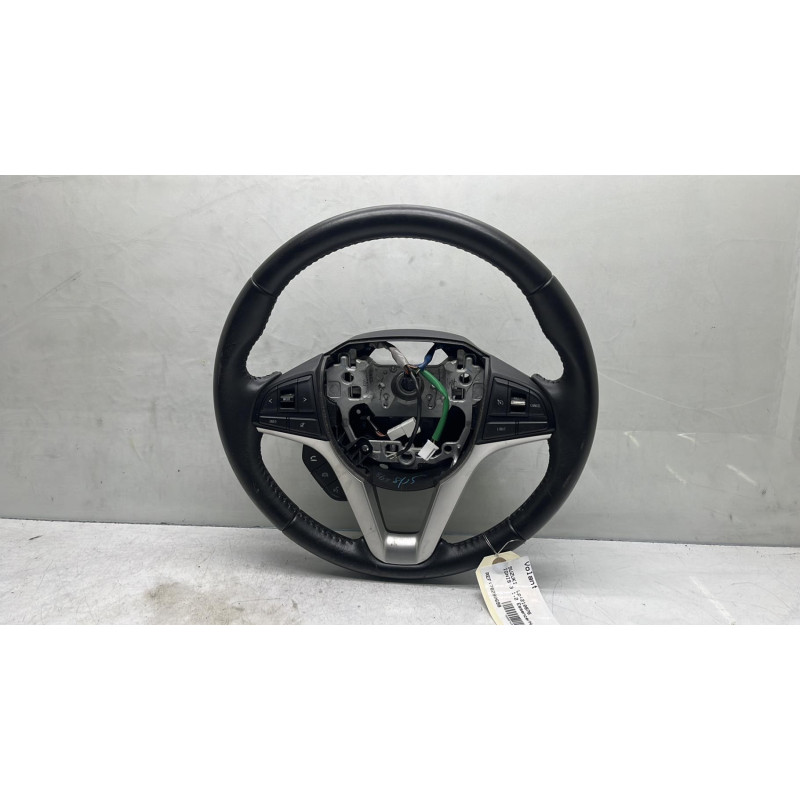 Volant SUZUKI IGNIS 3 Photo n°5