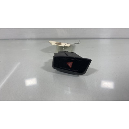 Bouton de warning AUDI A5 1
