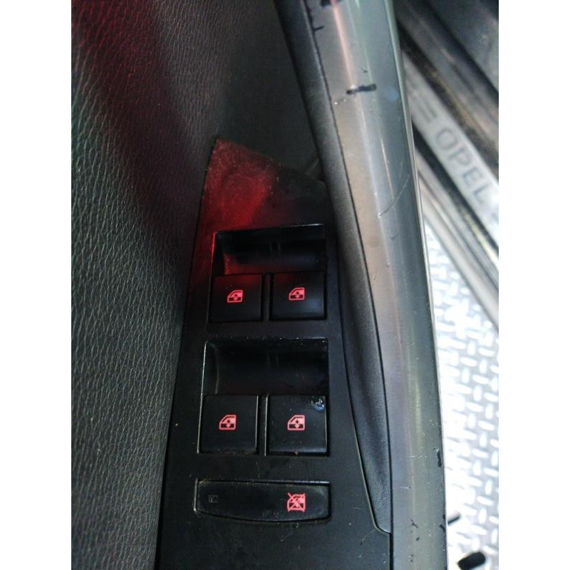 Serrure avant gauche OPEL ASTRA J Photo n°5