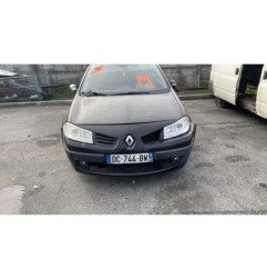 Pare boue arriere droit RENAULT MEGANE 2