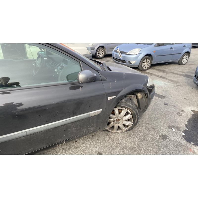 Pare boue arriere droit RENAULT MEGANE 2 Photo n°19