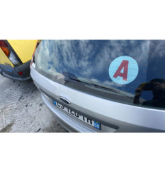 Vitre avant droit FORD FIESTA 5