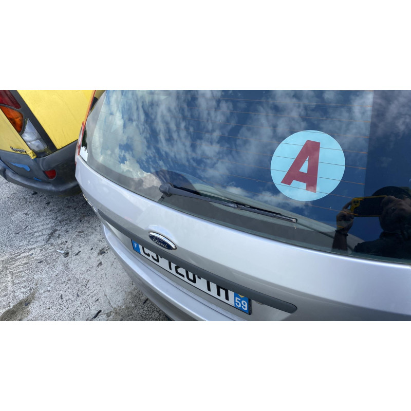 Vitre avant droit FORD FIESTA 5 Photo n°17