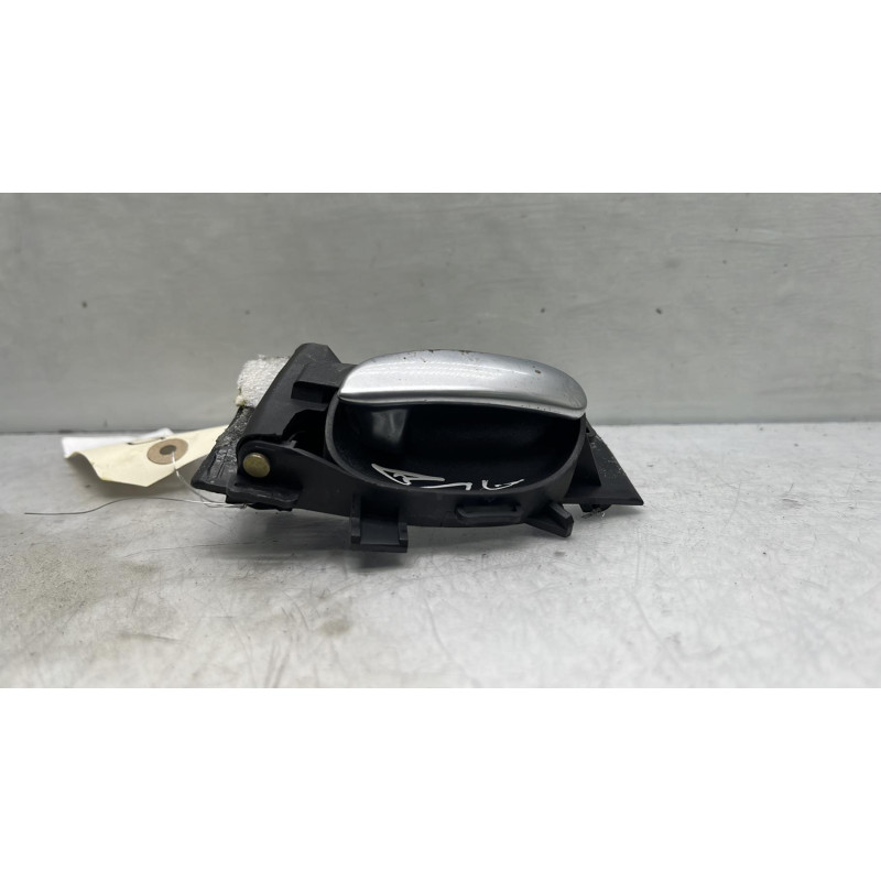 Poignee interieur avant droit PEUGEOT 206 Photo n°4