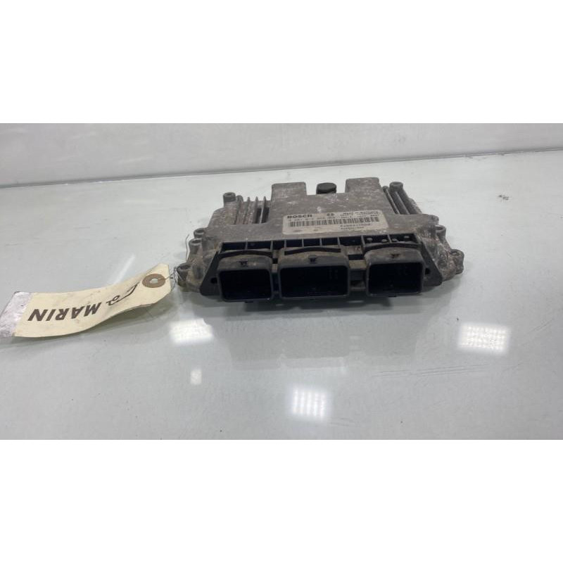 Calculateur moteur RENAULT LAGUNA 2 Photo n°3