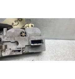 Serrure avant droit PEUGEOT 307