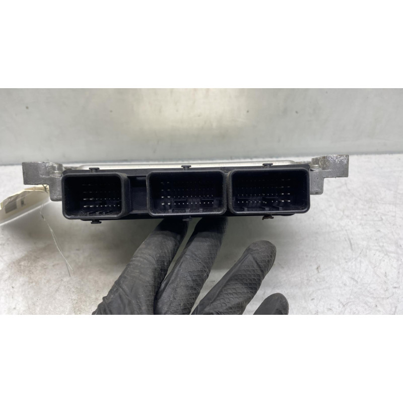 Calculateur moteur RENAULT SCENIC 3 Photo n°3