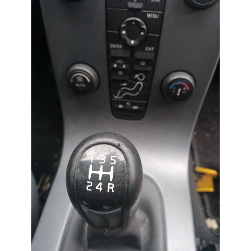 Poignee porte avant gauche VOLVO V 50 Photo n°7