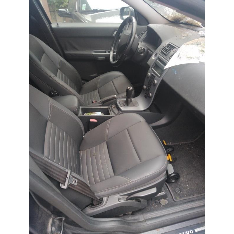 Vitre avant droit VOLVO V 50 Photo n°18