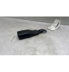 Attache ceinture arriere centrale SUZUKI SWIFT 4 Photo n°1