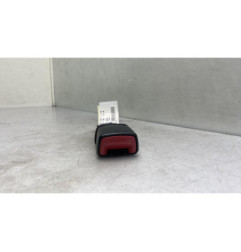 Attache ceinture arriere centrale SUZUKI SWIFT 4