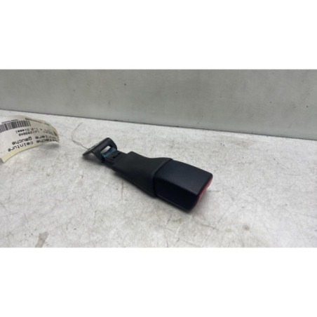 Attache ceinture arriere gauche SUZUKI SWIFT 4 Photo n°1
