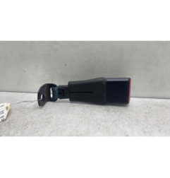 Attache ceinture arriere gauche SUZUKI SWIFT 4