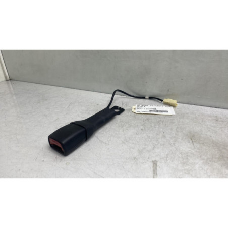 Attache ceinture avant droit SUZUKI SWIFT 4 Photo n°1